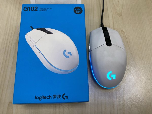 logitech罗技g102第二代lightsync鼠标白色