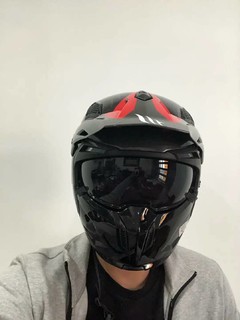 MT 摩托车头盔