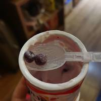 猜一瓶酸奶里能有多少蓝莓果27个