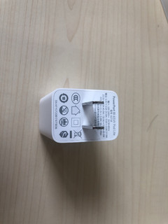 手机灌电器～Anker 65w 充电头