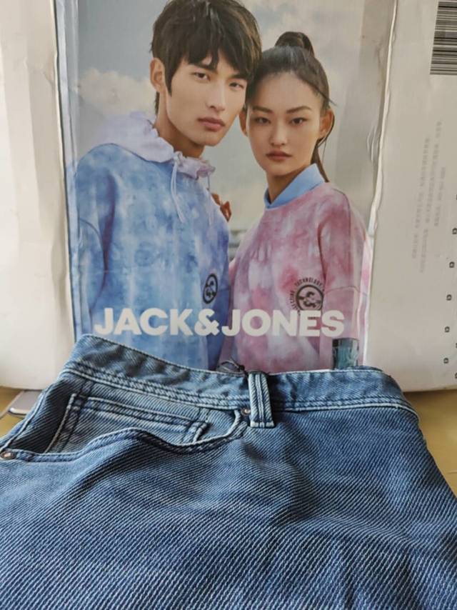 不一样的温暖--杰克琼斯舒适弹力牛仔裤