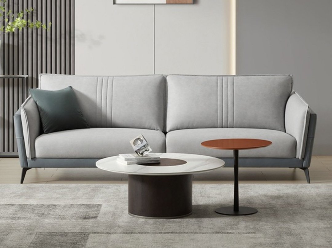 沙发造型现代,质感满满,别具魅力.目前京东售价3141元.