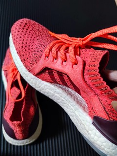 给老婆买的女生专款ultraboost 