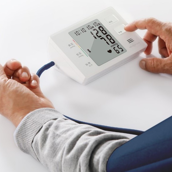 普遍价格200元以下，老年人和小朋友健康监测11款利器必不可少