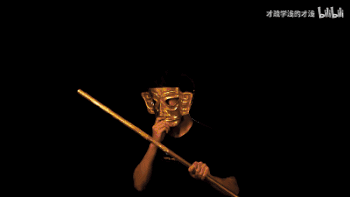 这是才疏学浅？up主斥资50万黄金复刻三星堆文物黄金面罩和手杖。