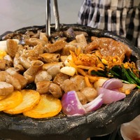 横店丨想吃韩式烤牛肠就来98烤牛肠村，什锦烤牛肠绝绝子！