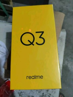 realme q3