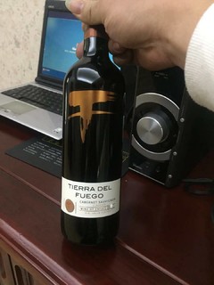 火地岛 干红葡萄酒