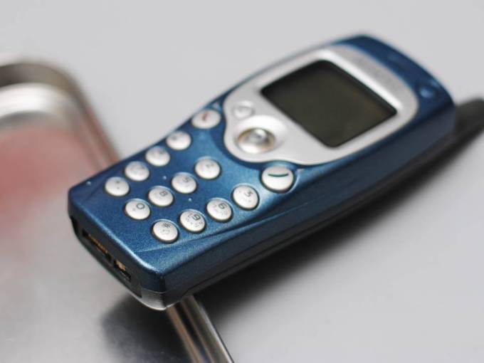 请王杰代言也没用阿尔卡特ot701