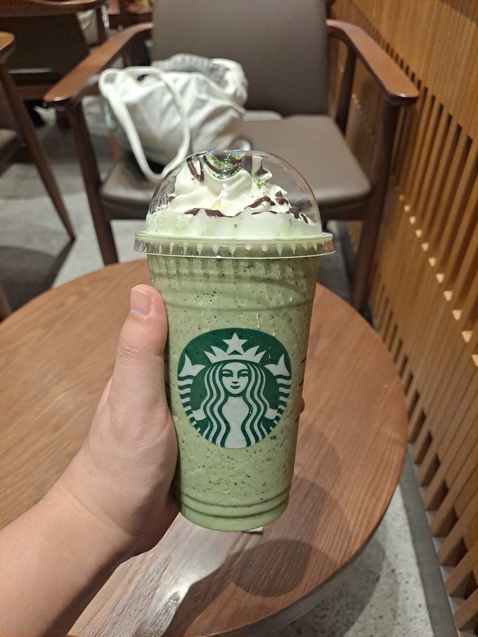 星巴克咖啡怎么样 6元一超大杯的星冰乐,是最好的夏日饮品_什么值得买