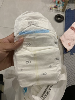轻薄透气的宝宝纸尿裤——芭格美纸尿裤。