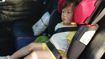 会“变形”的宝宝安全卫士：惠尔顿-茧之旅2儿童安全座椅