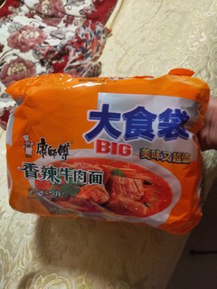 康师傅 大食袋 香辣牛肉面