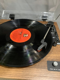 一体式桌面黑胶唱片机hifi级