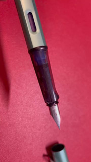 LAMY生产的钢笔才叫凌美