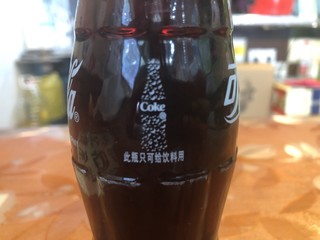 迷你玻璃瓶装可口可乐200ml