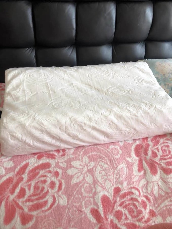 全友枕头怎么样 性价比高的乳胶枕头_什么值得买