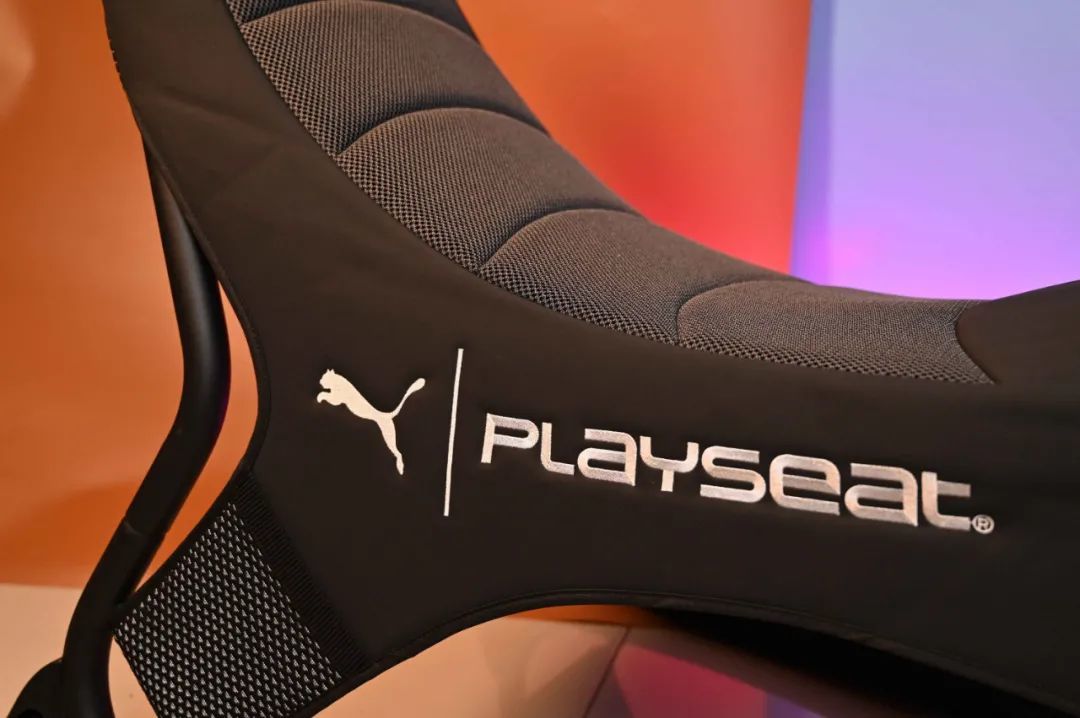 Playseat的“动态游戏椅”到底是什么东西