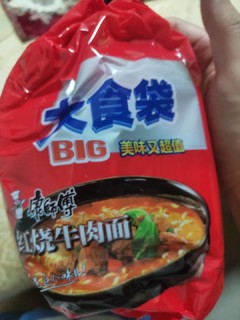 康师傅 红烧牛肉面 大食袋