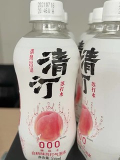 清泉出山清汀苏打水