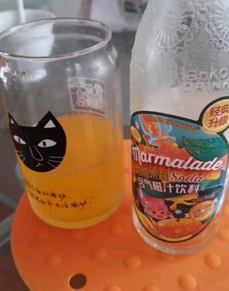 难忘夏日的酷爽，来一瓶二厂橙汁汽水