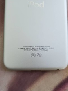 捡了一个6年前的ipod touch 6