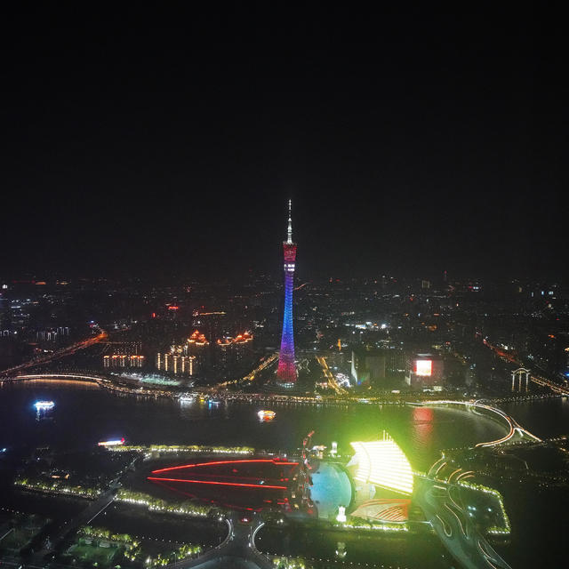 住梦幻水晶宫阙，览羊城最美景致：广州首选 - 四季酒店