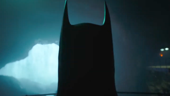 漫影剧谈 篇二十：《闪电侠》公布预告片，更吸引人的却是蝙蝠侠，还是老年版