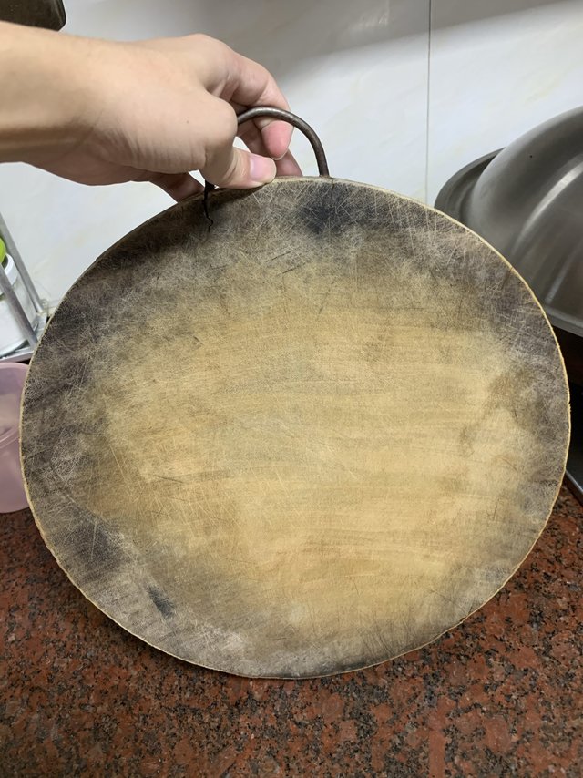 用了七八年的一块实木菜板，如今怎么样