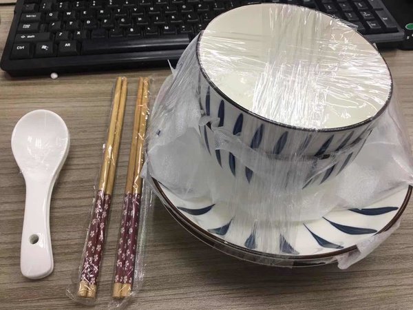 #简单耐看的陶瓷餐具