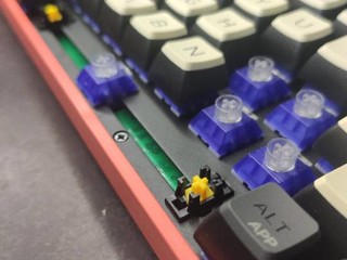 黑峡谷三模68键机械键盘Box初代号晒单