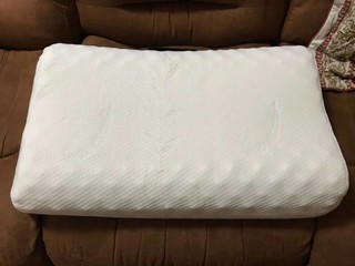 泰国原装进口天然乳胶枕头