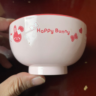 小兔Bunny陪你一起吃饭，开不开心啊？