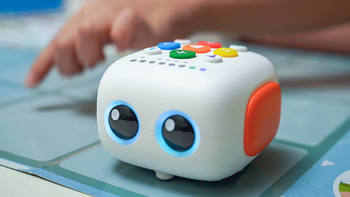 玛塔小Q无屏幕编程机器人，能陪伴孩子健康成长的益智玩具