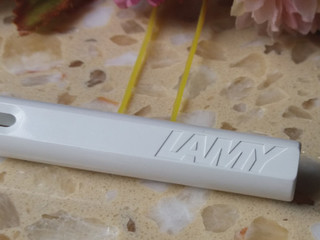 耐用的性价比之选：LAMY凌美钢笔