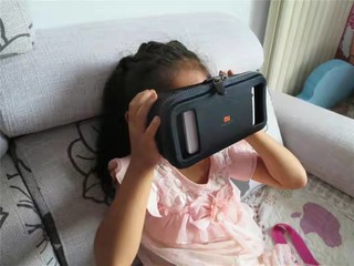 小米VR眼镜（玩具版）价格便宜很亲民