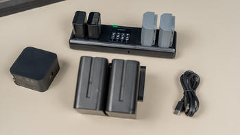 充电三两事 篇一百三十三：整合模块，充电方便、携带更方便、XTAR SN4数码单反相机充电器 评测