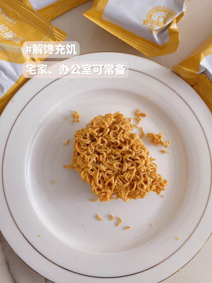 良品铺子膨化食品