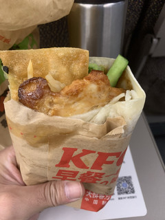 大饼卷万物，kfc大饼卷香烤鸡扒蛋