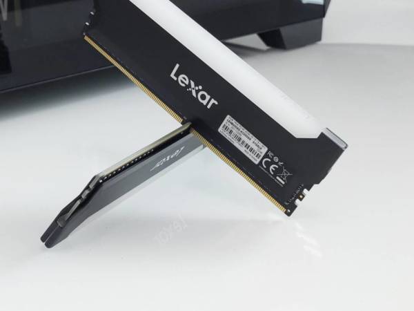 lexar雷克沙ddr432008grgb内存条冥王之刃