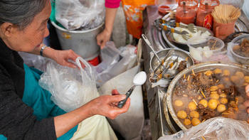 市井生活 篇七十四：广州街头的“十大小吃”，难怪被称为美食之都，果然名不虚传 