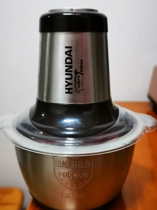 家中常备绞肉机