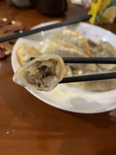 必品阁牛肉饺