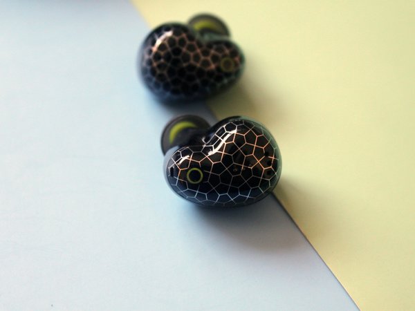 一圈两铁三麦降噪，最强HIfi无线耳机