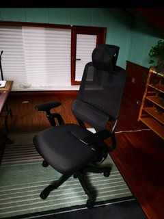 瑞典某家的电脑椅