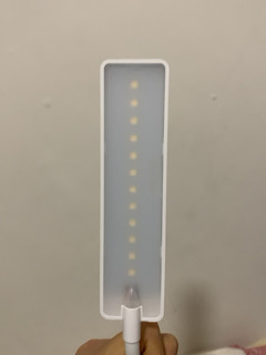 opple可调节小台灯