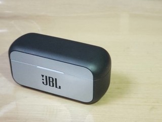 JBL FLOW入耳式蓝牙耳机2年体感