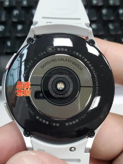 终上手三星watch4 classic，