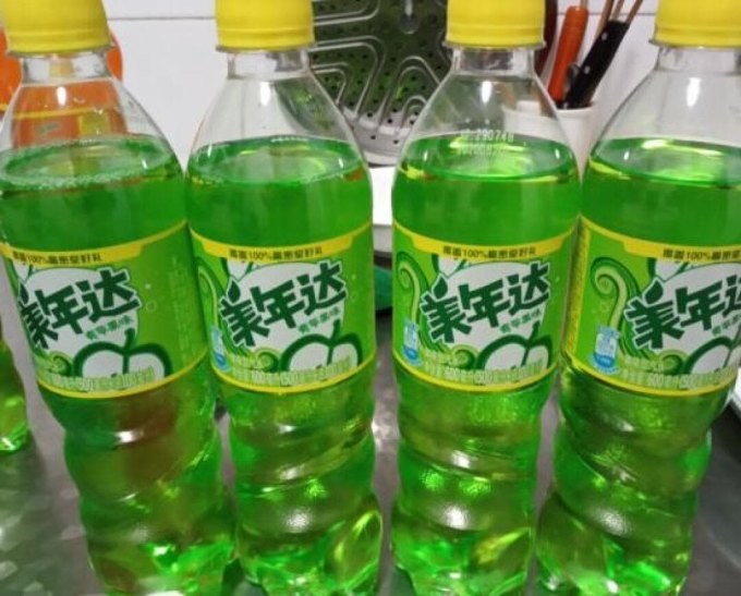 美年达碳酸饮料