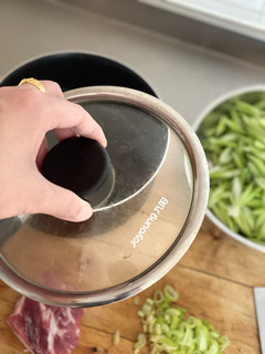 全家利用率最高的锅具—九阳小奶锅